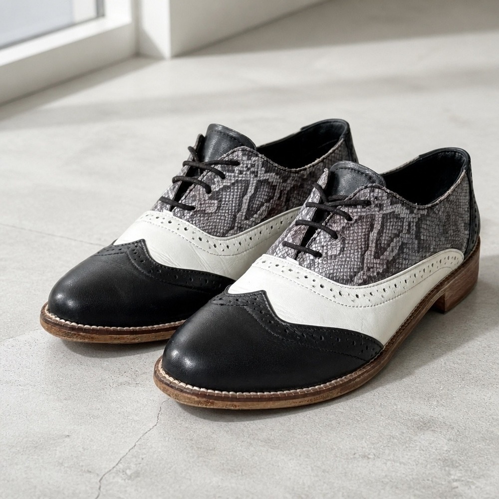 Womens 9.5 Black White Snakeskin Vegan Leather Wingtip Oxford Spectator Shoes 40
